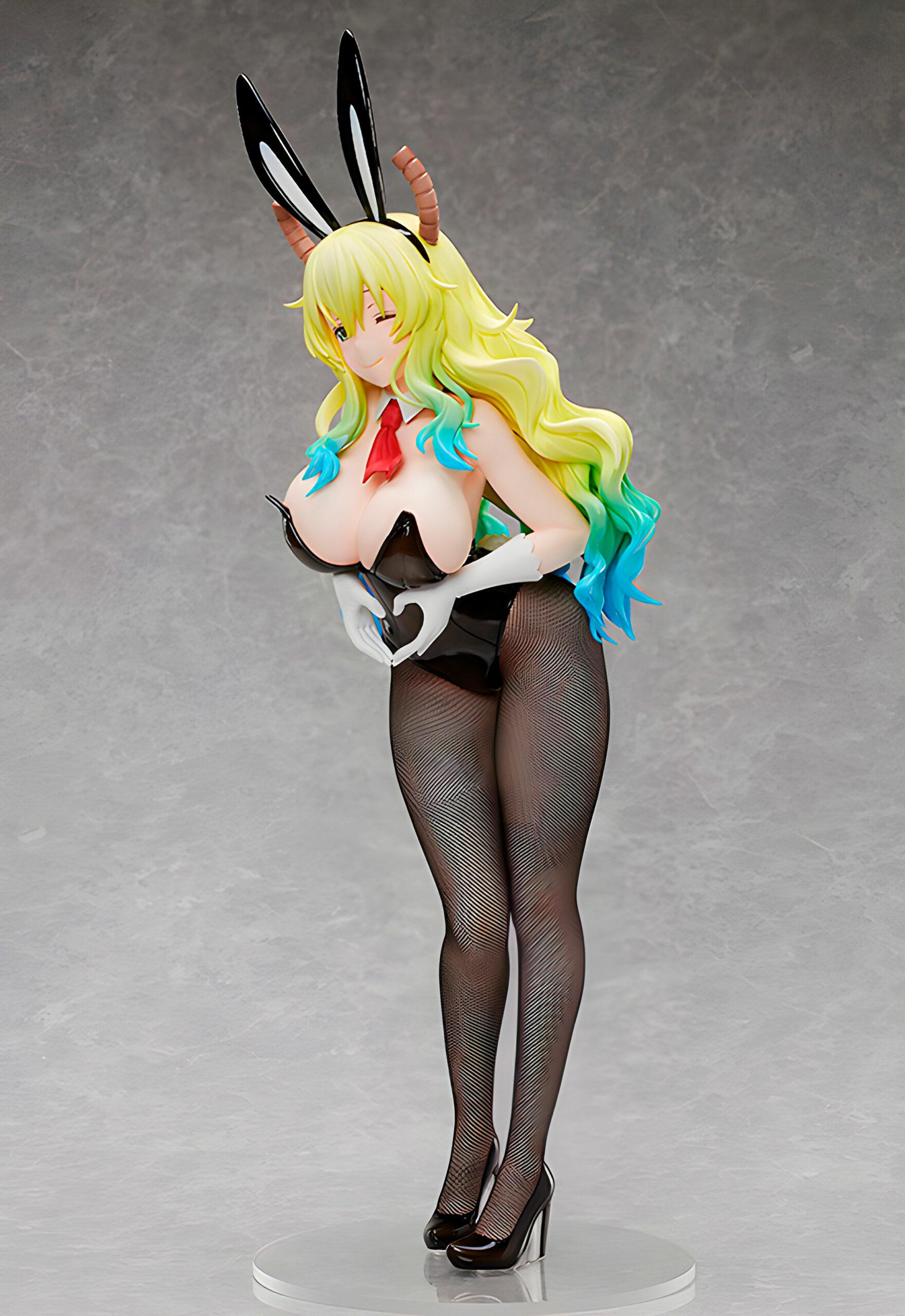 Lucoa Dresses Up As A Sensual Bunny For One Character